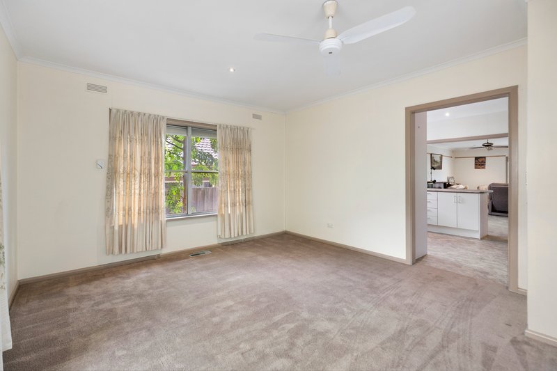 Photo - 1/124 Scoresby Rd , Boronia VIC 3155 - Image 9