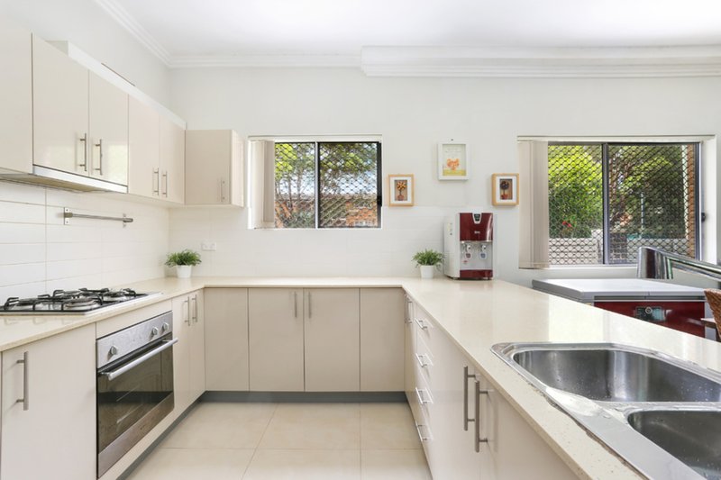 Photo - 1/124 The Crescent, Homebush West NSW 2140 - Image 3