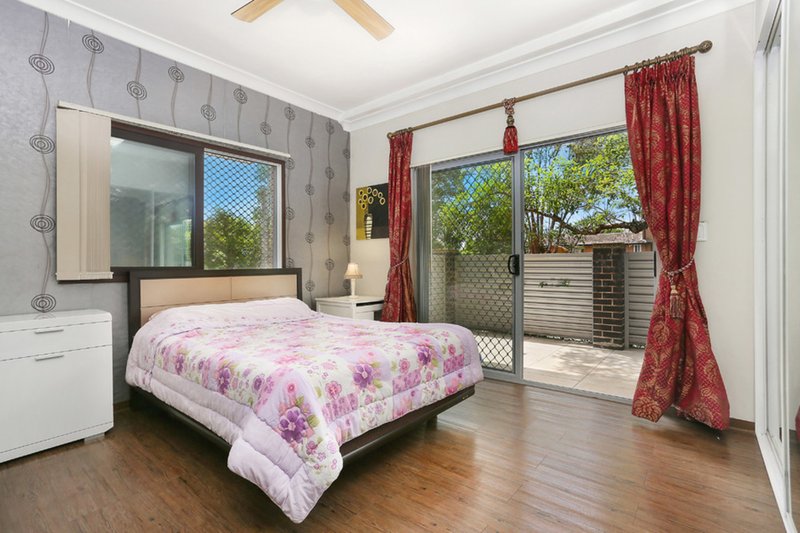 Photo - 1/124 The Crescent, Homebush West NSW 2140 - Image 7