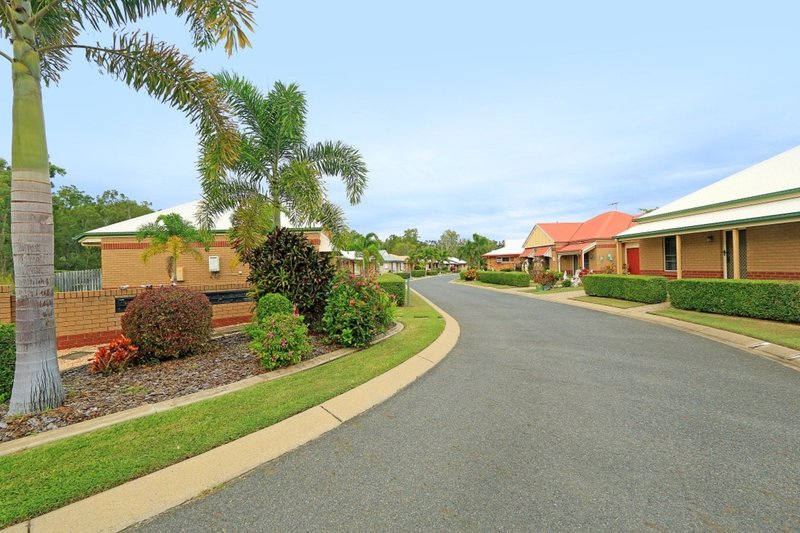 Photo - 11/240 German Street, Norman Gardens QLD 4701 - Image 13