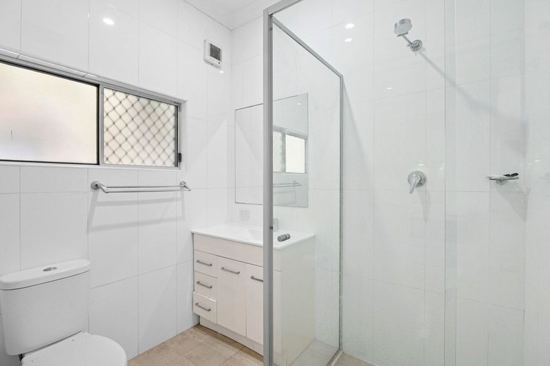 Photo - 1/1247 Pittwater Road, Narrabeen NSW 2101 - Image 1