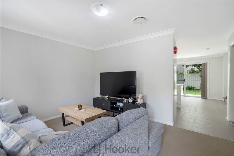 Photo - 11/247 Warners Bay Road, Mount Hutton NSW 2290 - Image 4