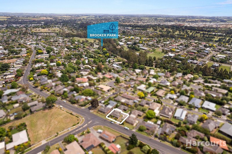 Photo - 1/125 Brandy Creek Road, Warragul VIC 3820 - Image 12