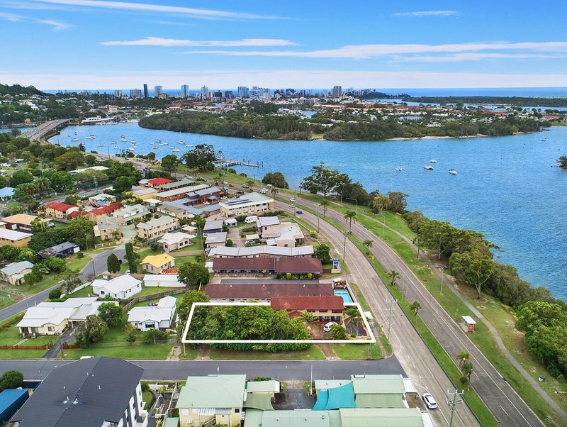 Photo - 11/25 Minjungbal Drive, Tweed Heads South NSW 2486 - Image 9