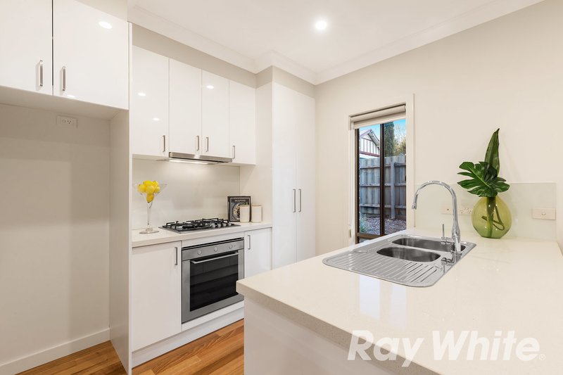 Photo - 1/125 Warrandyte Road, Ringwood North VIC 3134 - Image 4