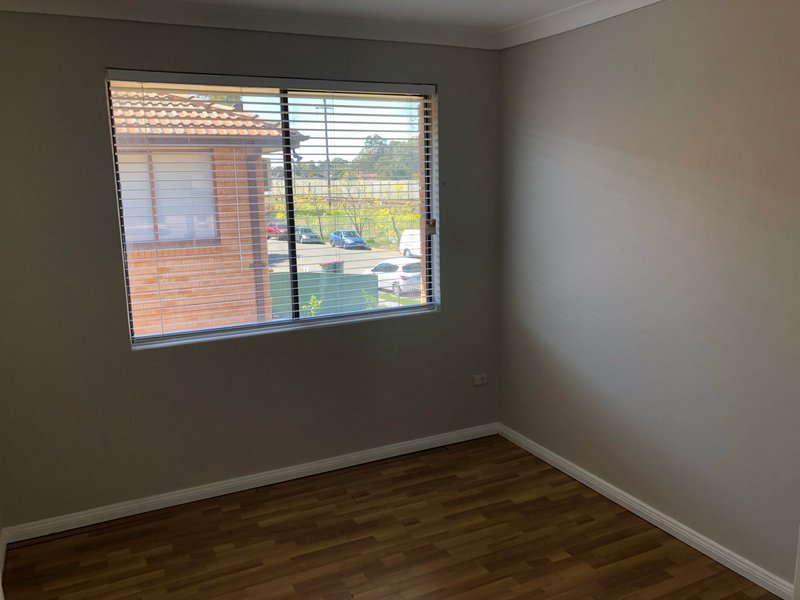 Photo - 11/256 River Avenue, Carramar NSW 2163 - Image 5