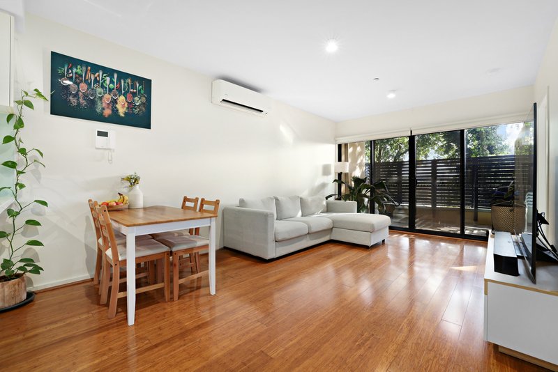 Photo - 112/569 Whitehorse Road, Mitcham VIC 3132 - Image 3