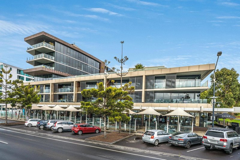 112/6-8 Eastern Beach Road, Geelong VIC 3220