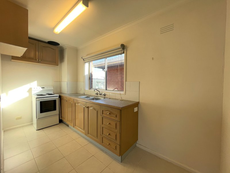 Photo - 11/26 Gladstone Avenue, Armadale VIC 3143 - Image 3