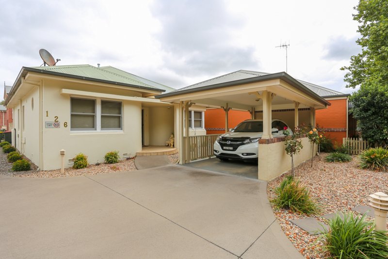 1/126 Howick Street, Bathurst NSW 2795