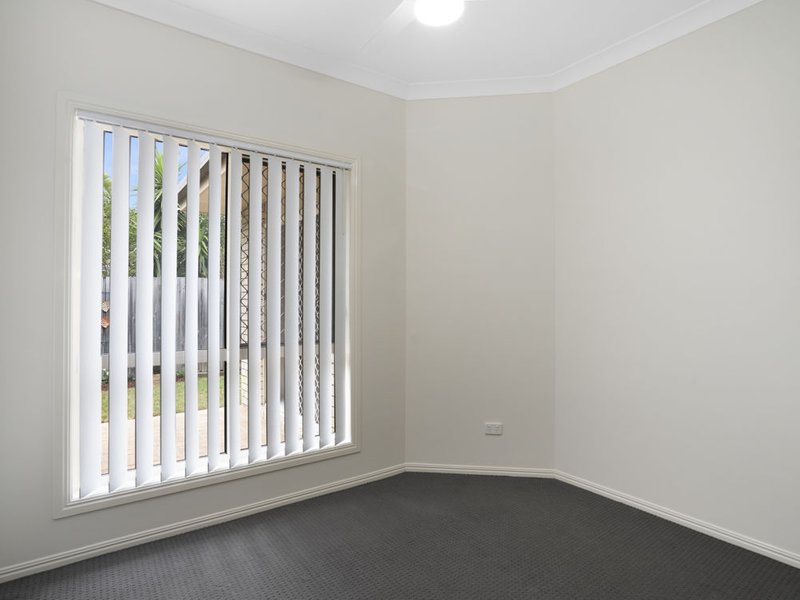 Photo - 11/26 Stay Place, Carseldine QLD 4034 - Image 17