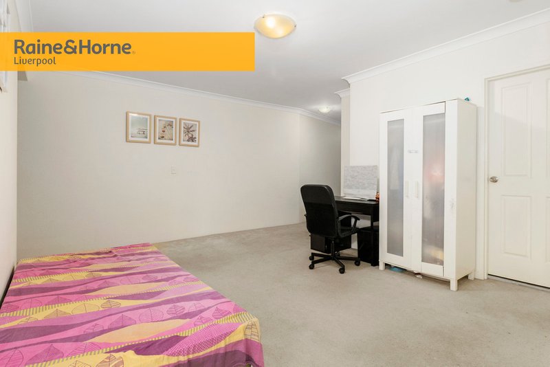 Photo - 11/27-29 Bigge Street, Liverpool NSW 2170 - Image 4