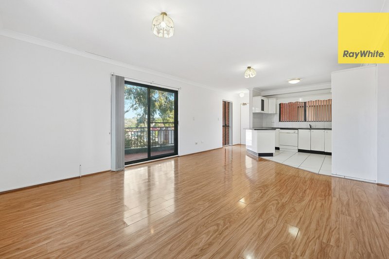 Photo - 11/27-29 Early Street, Parramatta NSW 2150 - Image 2