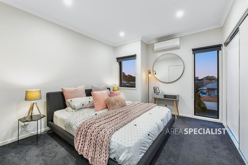 Photo - 11/27 Hornsby Street, Dandenong VIC 3175 - Image 9