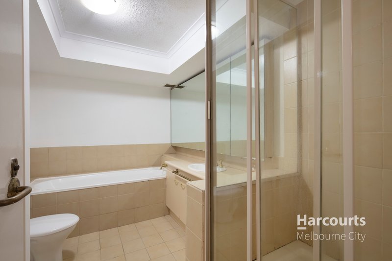 Photo - 11/27 Queens Lane, Melbourne VIC 3004 - Image 5
