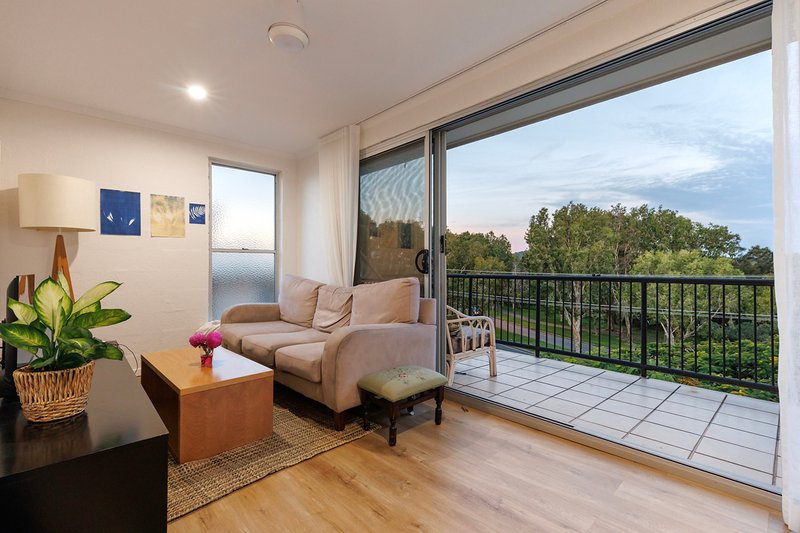 Photo - 11/279-281 Weyba Road, Noosaville QLD 4566 - Image 11