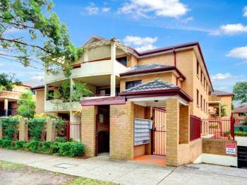Photo - 11/28-30 Cairns Street, Riverwood NSW 2210 - Image 1