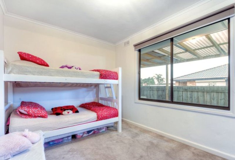 Photo - 1/128 Boldrewood Parade, Reservoir VIC 3073 - Image 7