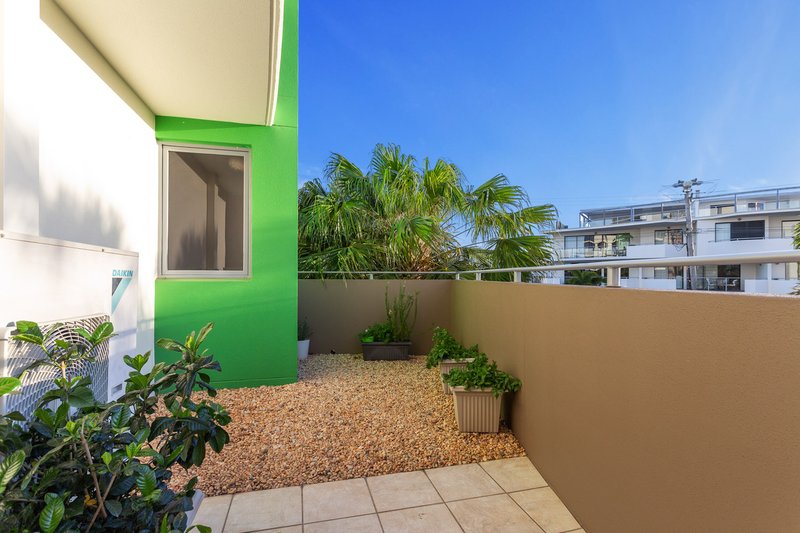 Photo - 1/128 Duporth Avenue, Maroochydore QLD 4558 - Image 11