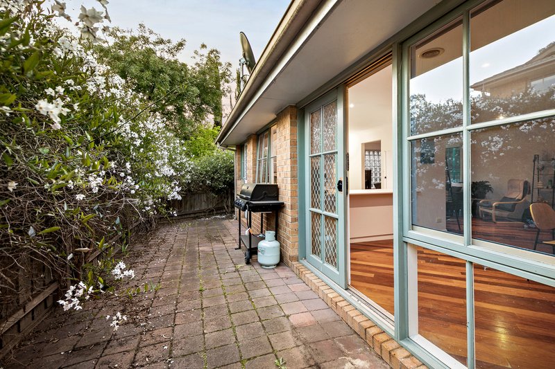 Photo - 1/128 Kellett Street, Northcote VIC 3070 - Image 9