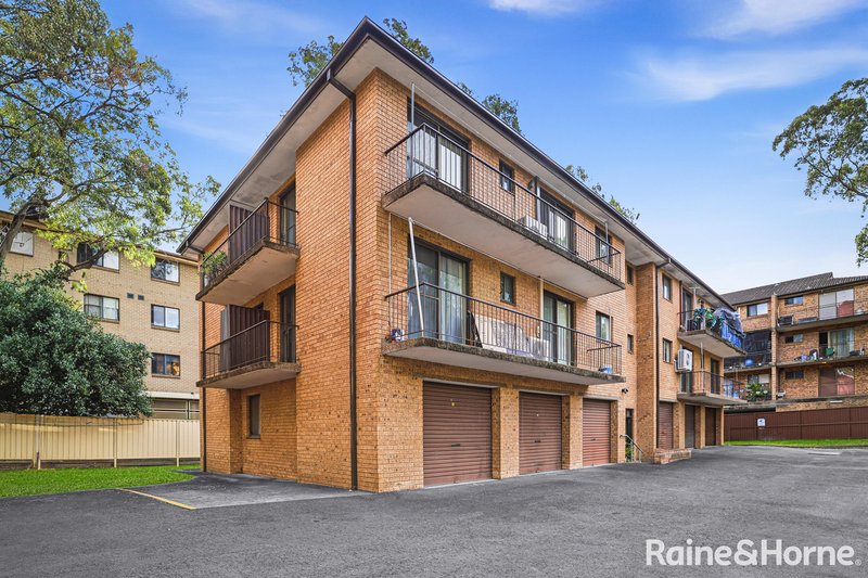 Photo - 11/28 Luxford Road, Mount Druitt NSW 2770 - Image 1