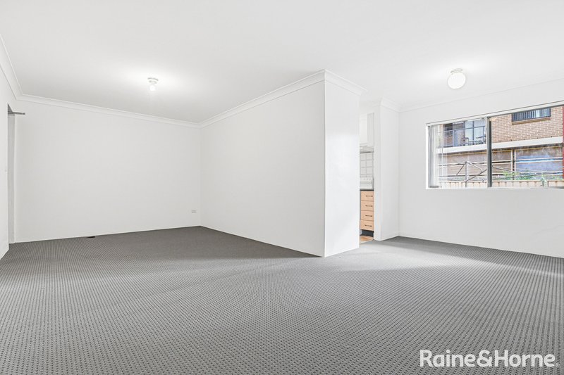 Photo - 11/28 Luxford Road, Mount Druitt NSW 2770 - Image 2
