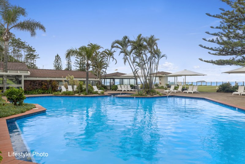 Photo - 112/8 Solitary Island Way, Sapphire Beach NSW 2450 - Image 9