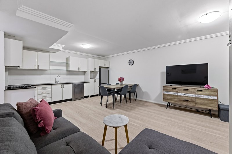 Photo - 11/282 High Street, Penrith NSW 2750 - Image 3