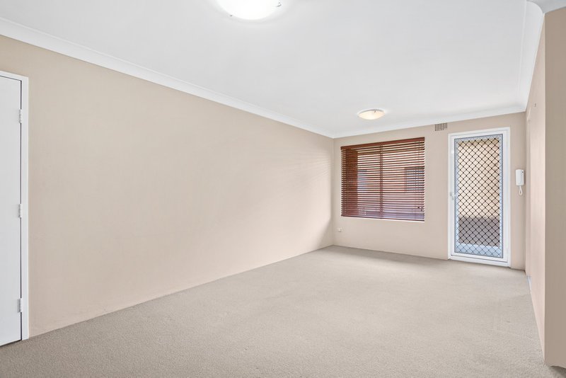 Photo - 11/29-31 Martin Place, Mortdale NSW 2223 - Image 2