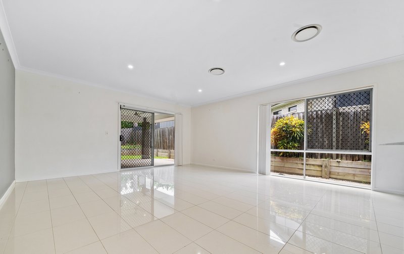 Photo - 11/29-31 Ronald Street, Shailer Park QLD 4128 - Image 2