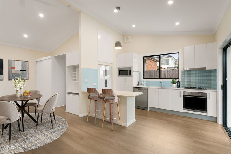 Photo - 112A Warringah Road, Narraweena NSW 2099 - Image 2