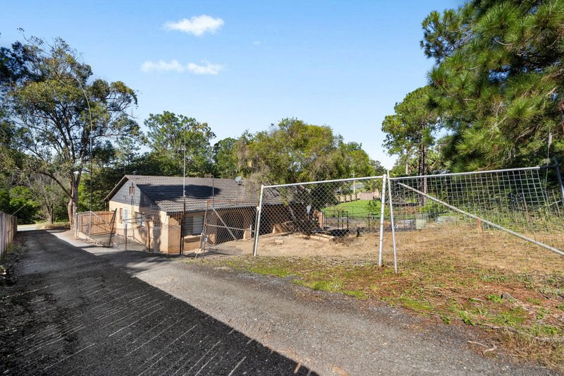 Photo - 113-115 Glade Drive, Gaven QLD 4211 - Image 13