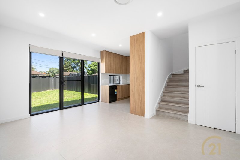 Photo - 113-115 Willan Drive, Cartwright NSW 2168 - Image 5