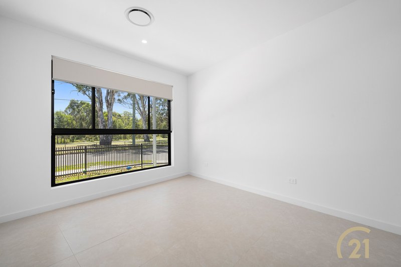 Photo - 113-115 Willan Drive, Cartwright NSW 2168 - Image 13