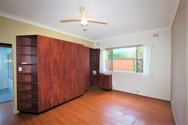 Photo - 1/13-15 Jubilee Avenue, Carlton NSW 2218 - Image 5