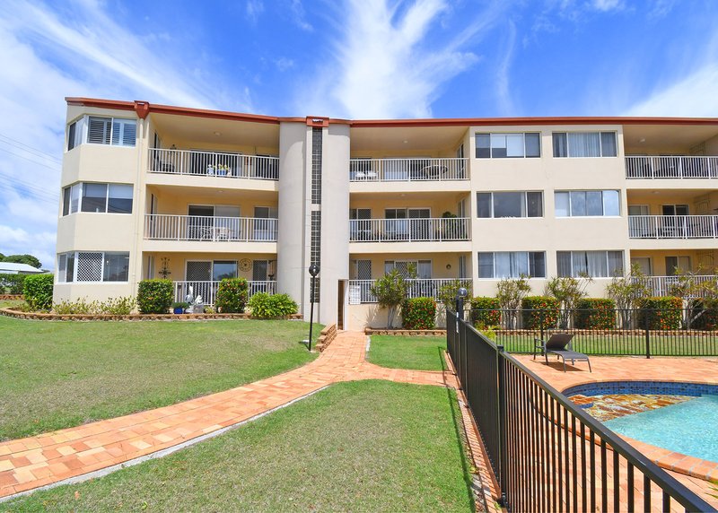 1/13-15 Pulgul Street, Urangan QLD 4655