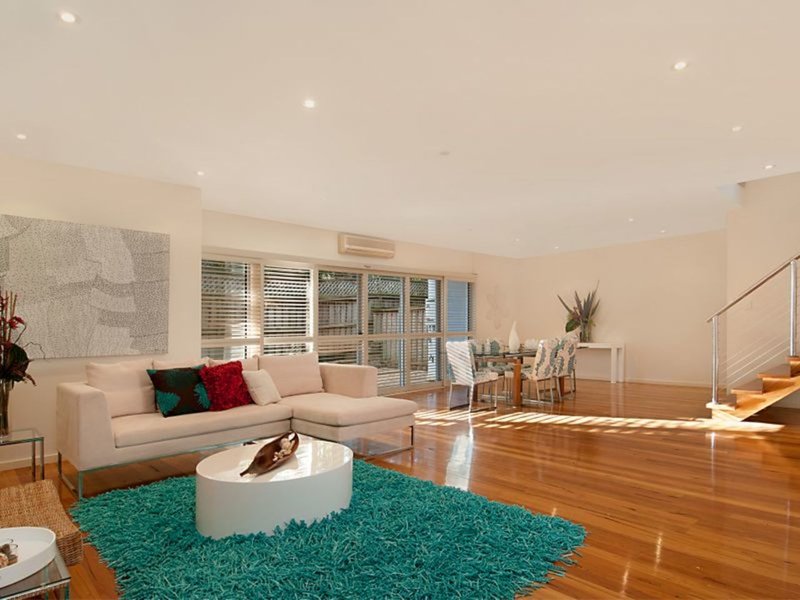 Photo - 1/13-15 Wilson Road, Terrigal NSW 2260 - Image 2