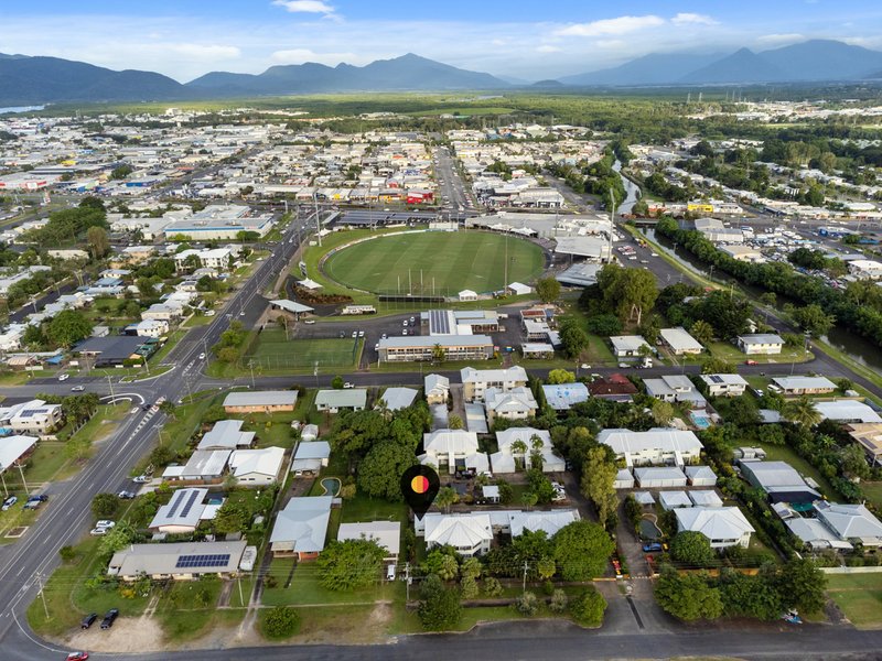 Photo - 1/13-19 Givens Street, Westcourt QLD 4870 - Image 1