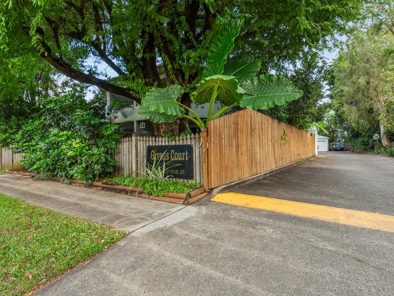 Photo - 1/13-19 Givens Street, Westcourt QLD 4870 - Image 5