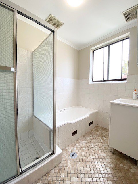 Photo - 11/3-7 Jubilee Avenue, Carlton NSW 2218 - Image 6