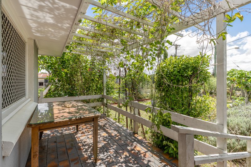 Photo - 113 Anzac Avenue, Newtown QLD 4350 - Image 6