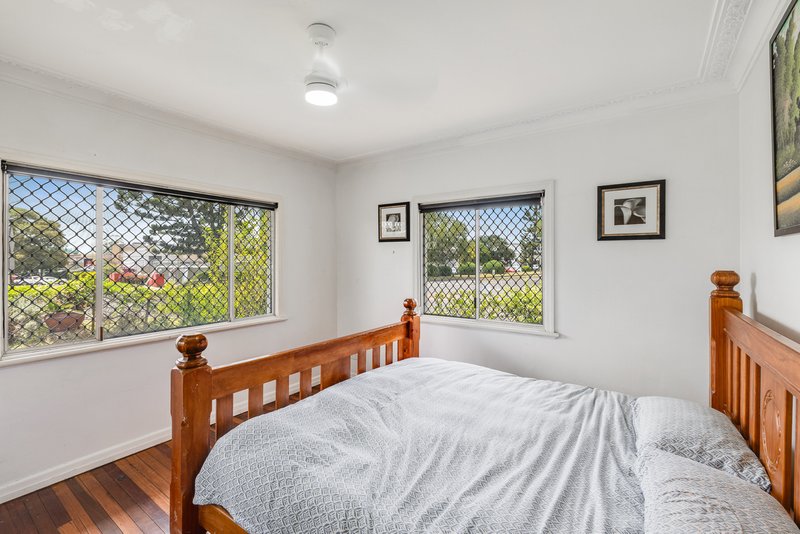 Photo - 113 Anzac Avenue, Newtown QLD 4350 - Image 11