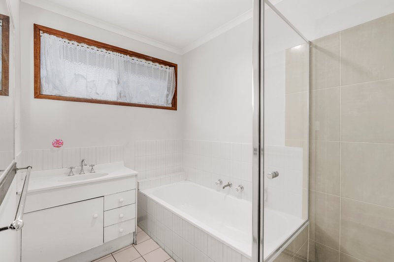 Photo - 1/13 Aranda Place, Epping VIC 3076 - Image 7