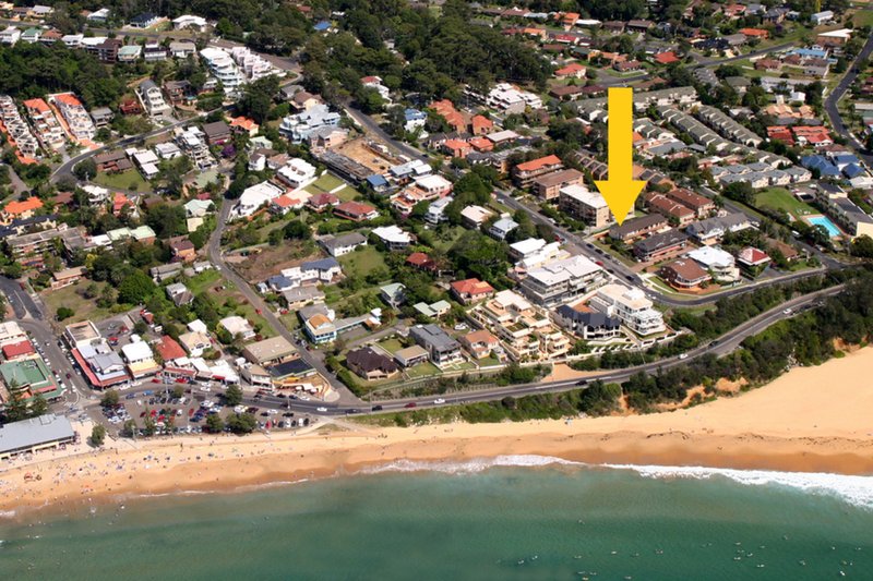 Photo - 1/13 Barnhill Road, Terrigal NSW 2260 - Image 4