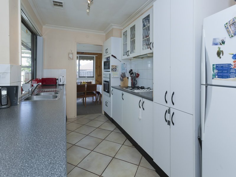 Photo - 113 Barries Road, Melton VIC 3337 - Image 2
