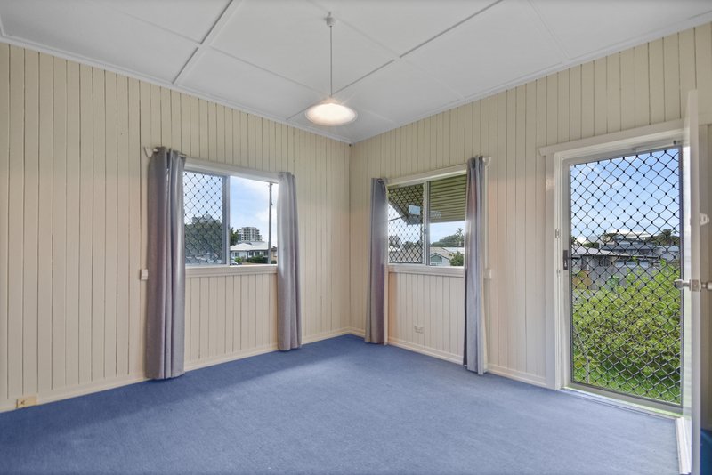 Photo - 1/13 Bingera Terrace, Caloundra QLD 4551 - Image 4