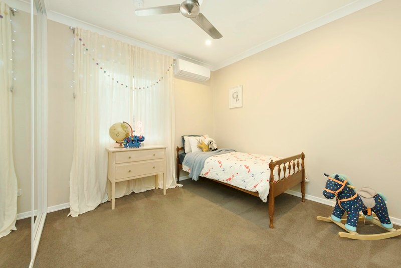 Photo - 113 Birdwood Road, Holland Park West QLD 4121 - Image 6