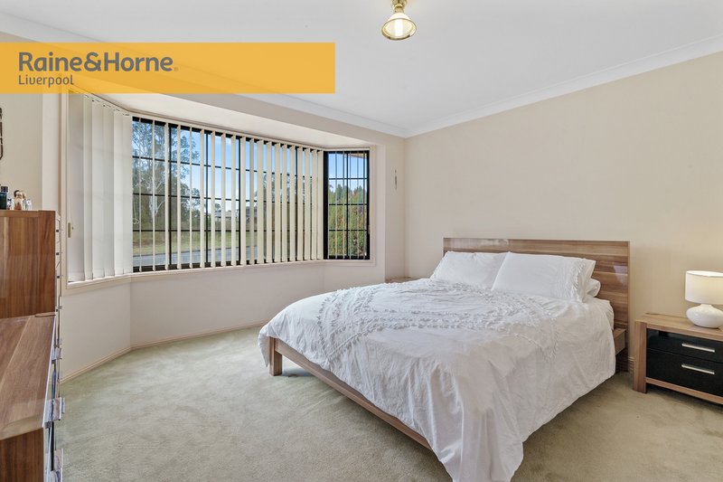 Photo - 113 Braidwood Drive, Prestons NSW 2170 - Image 4