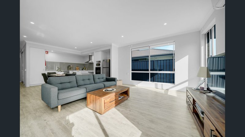 Photo - 113 Butterleaf Road, Baldivis WA 6171 - Image 6