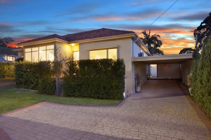 Photo - 113 Carawa Road, Cromer NSW 2099 - Image 3